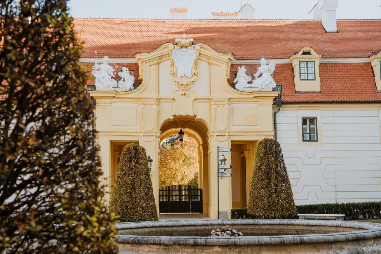 Zamecky Hotel Anton Florian Valtice Ngoại thất bức ảnh