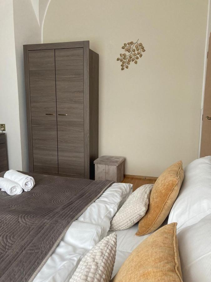 Zamecky Hotel Anton Florian Valtice Ngoại thất bức ảnh